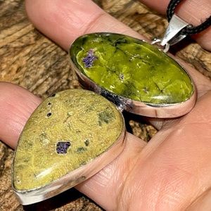 Dark Ivy Green Atlantisite- Stitchtite Pendant 2 7/8”